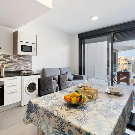 Apartamento Lively In With Swimming Pool *