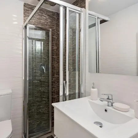 Lively In With Swimming Pool Apartamento *